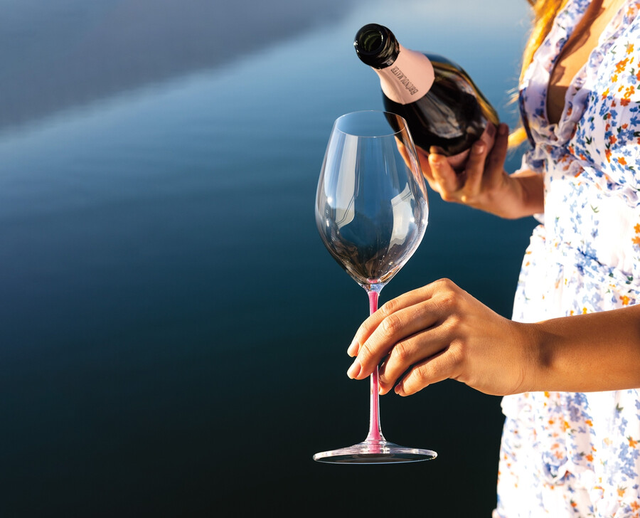 verre à vin à champagne riedel fatto a mano - mauve